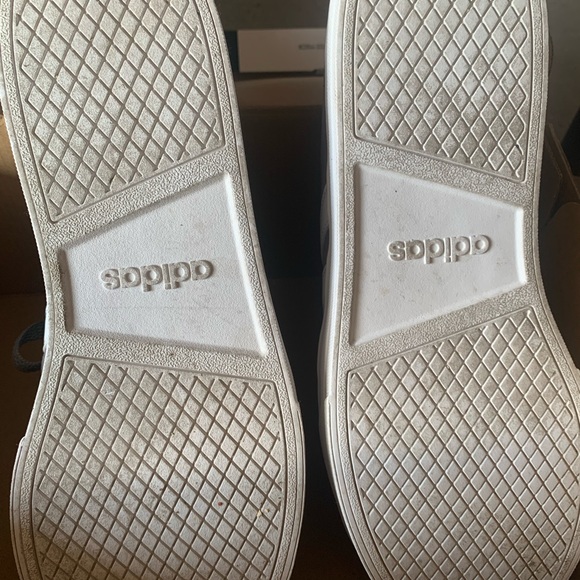 Adidas men’s shoes. Size 9. Maybe worn one time. - Picture 3 of 4